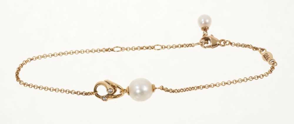 Lot 418 - Georg Jensen ‘Magic Collection’ 18ct yellow gold freshwater cultured pearl bracelet