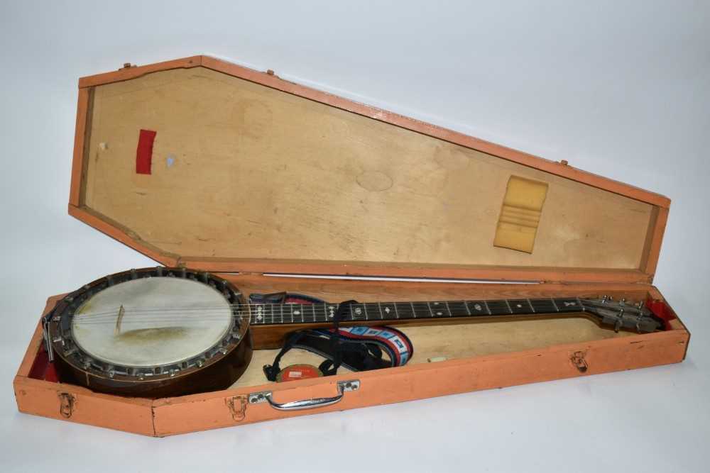 Lot 2352 Windsor banjo