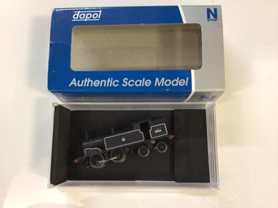 Lot 333 - Dapol N gauge locomotives including NE wartime black Class A10 4-6-2 "Flying Scotsman" tender locomotive 103, boxed 25-011-002 and BR black Early Emblem 0-6-0 Class Q1 tender locomotive 33016, boxe...