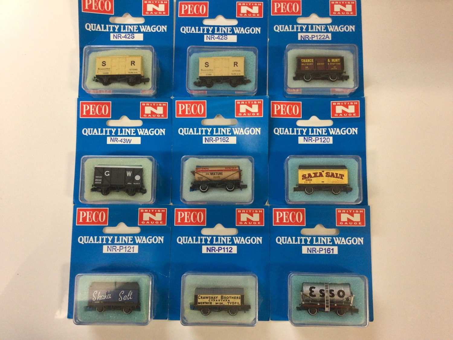 Lot 335 - Peco N gauge wagons (x9) and other boxed and loose rolling stock