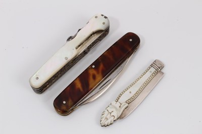 Lot 894 - Three 19th century pen knives