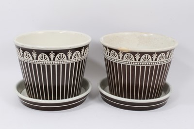 Lot 153 - Pair of large early 19th century Wedgwood cache pots and stands, Provenance: Stour Lodge, Bradfield, Nr Manningtree, Essex