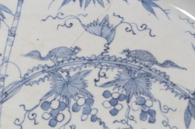 Lot 152 - Chinese blue and white dish