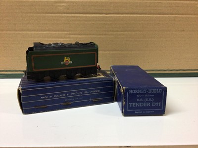 Lot 287 - Hornby Dublo OO gauge BR green with Early Emblem D12 tenders (x5), similar D11 tenders (x2) and LMS D2 tender, all boxed plus two LMS unboxed tenders (10 total)