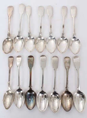 Lot 354 - Collection of Georgian and later Fiddle pattern dessert spoons, some with engraved initials