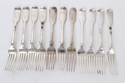 Lot 357 - Collection of Georgian and later silver Fiddle pattern dessert forks
