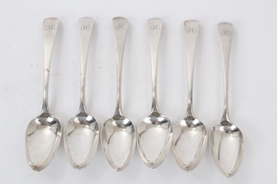 Lot 366 - Matched set of six George III silver Old English pattern dessert spoons, with engraved initial H