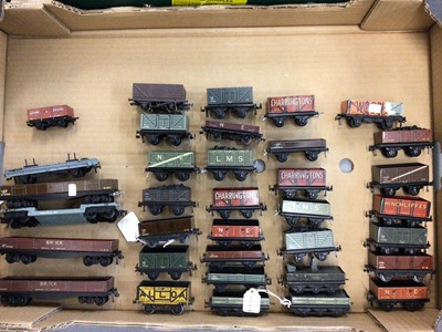 Lot 304 - Railway selection of OO gauge tinplate rolling stock and tenders (approx 120)