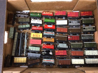 Lot 304 - Railway selection of OO gauge tinplate rolling stock and tenders (approx 120)