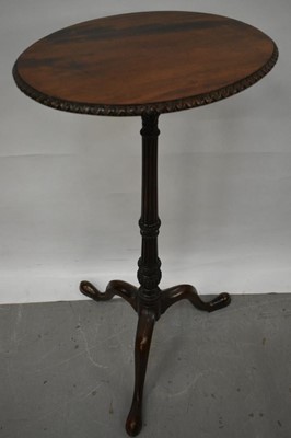 Lot 1105 - William mahogany IV mahogany tripod lamp table