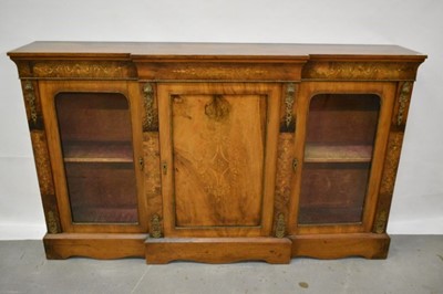 Lot 1501 - Victorian inland walnut breakfront credenza