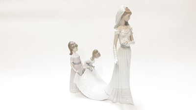 Lot 1167 - Impressive Lladro porcelain figure group of a Bride and two Bridesmaids, 35cm high, 28cm wide