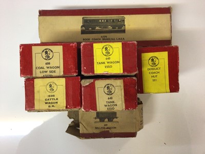 Lot 282 - Trix OO gauge 3 Rail BR lined green Early Emblem 4-6-2 'Scotsman' tender locomotive 60103, boxed, Trix Express Deutsche Bundesbahn, boxed 2260 together with Pullman Saloons , boxed 599 (x2), wagons...