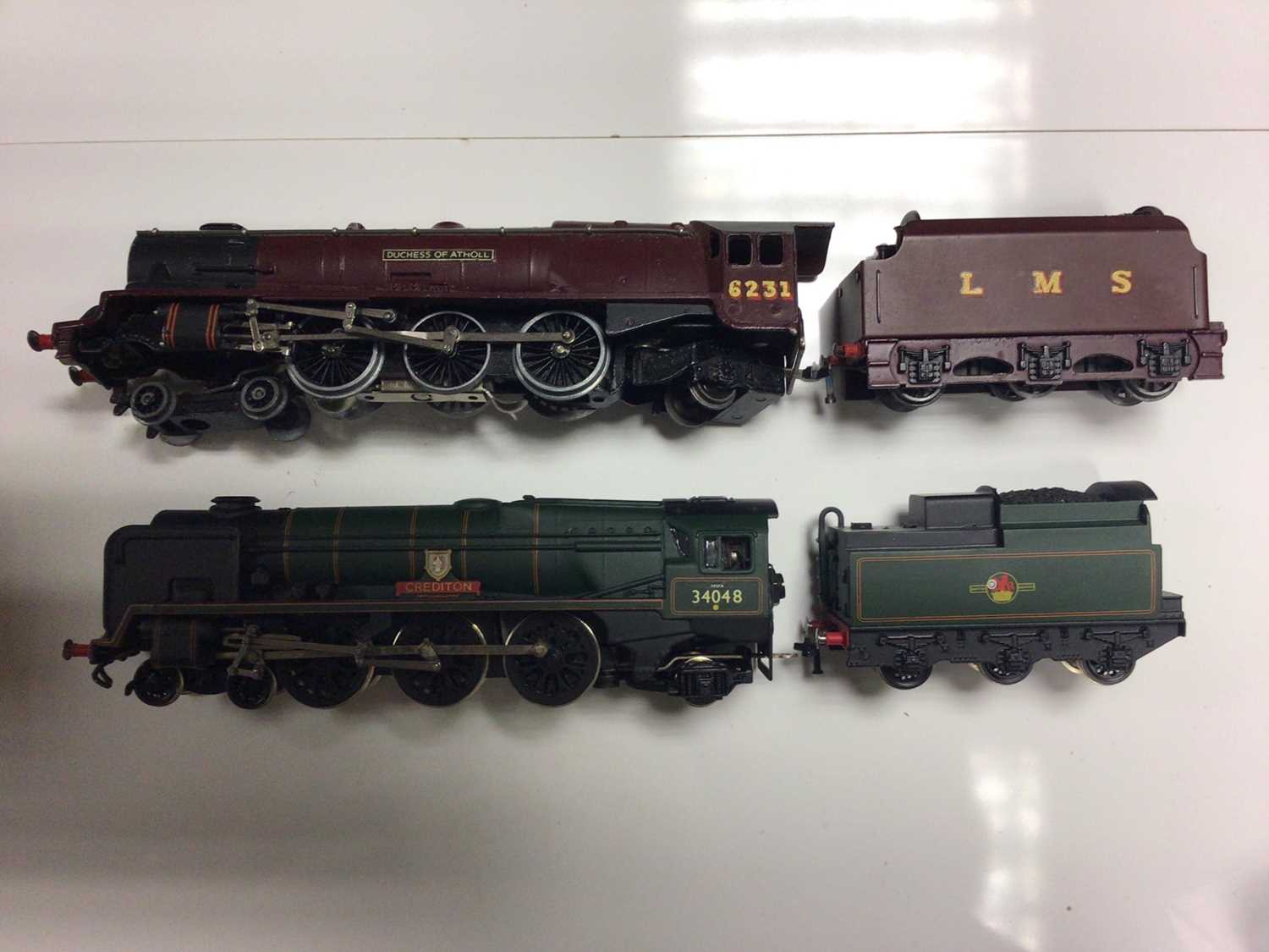 Lot 102 - Hornby Duplo GW Lockheed Hudson 4-6-0 tender locomotive 5081, BR Crediton 4-6-2 tender locomotive, City of Liverpool 4-6-2 tender locomotive 46247, 4-6-2 Duchess of Atholl tender locomotive 6231(4)