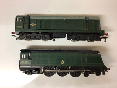 Lot 309 - Railway OO gauge unboxed locomotives including BR green Class 20 diesel D8000, Triang BR green Battle of Britain Class 34051 plus nine tank locomotives and three tenders (14)