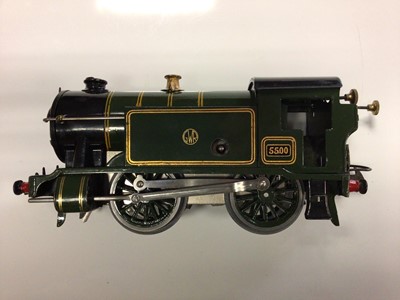 Lot 337 - Hornby O gauge GWR lined green Shirtbutton Crest 0-4-0 clockwork No.1 Special Tank Locomotive 5500 and LNER lined black with coat of arms 4-4-0 No.2 Tank Lomotive (2)