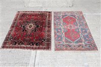Lot 1230 - Iranian Hamadan rug with central petalled...
