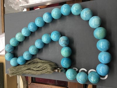 Lot 847 - An Oriental style set of heavy turquoise beads by Oka interior company