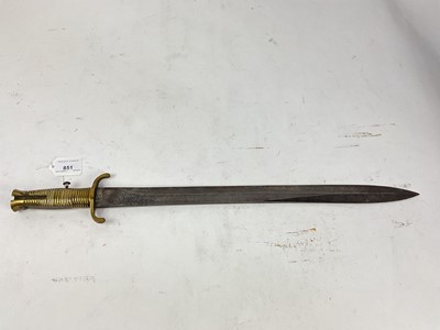 Lot 851 - British 1837 pattern Brunswick rifle bayonet, with ribbed brass hilt stamped W&C. Scott, 683, no scabbard present