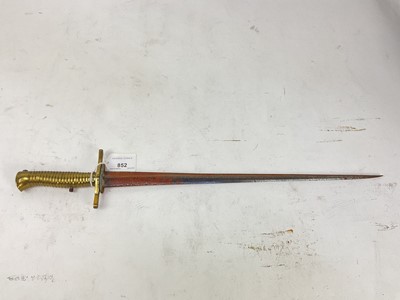 Lot 852 - Scarce British Baker Rifle Volunteer bayonet c.1830, with ribbed brass hilt, straight crossguard and triangular steel blade.