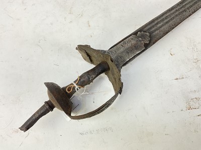 Lot 837 - Late 18th/19th century Indian Khanda sword with steel guard