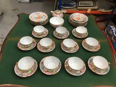 Lot 599 - 1920s Japanese porcelain teaset decorated with flowers