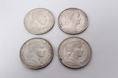 Lot 64 - Latvia - Mixed silver 5 Lati coins 1929 x 2 EF & 1931 x 2 EF (4 coins)