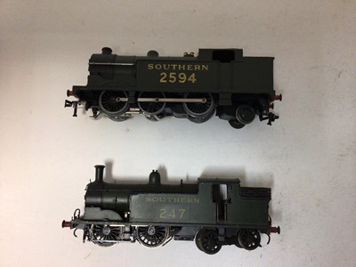 Lot 109 - Railway OO gauge selection of unboxed tank and other locomotives (some have been restored)