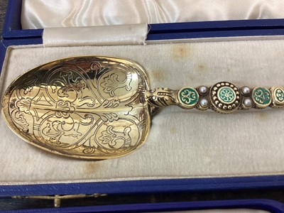 Lot 89 - George VI coronation silver gilt anointing spoon, cased, together with a similar cased anointing spoon with enamel inlay, also set of silver gilt anointing teaspoons and set of six coronati...