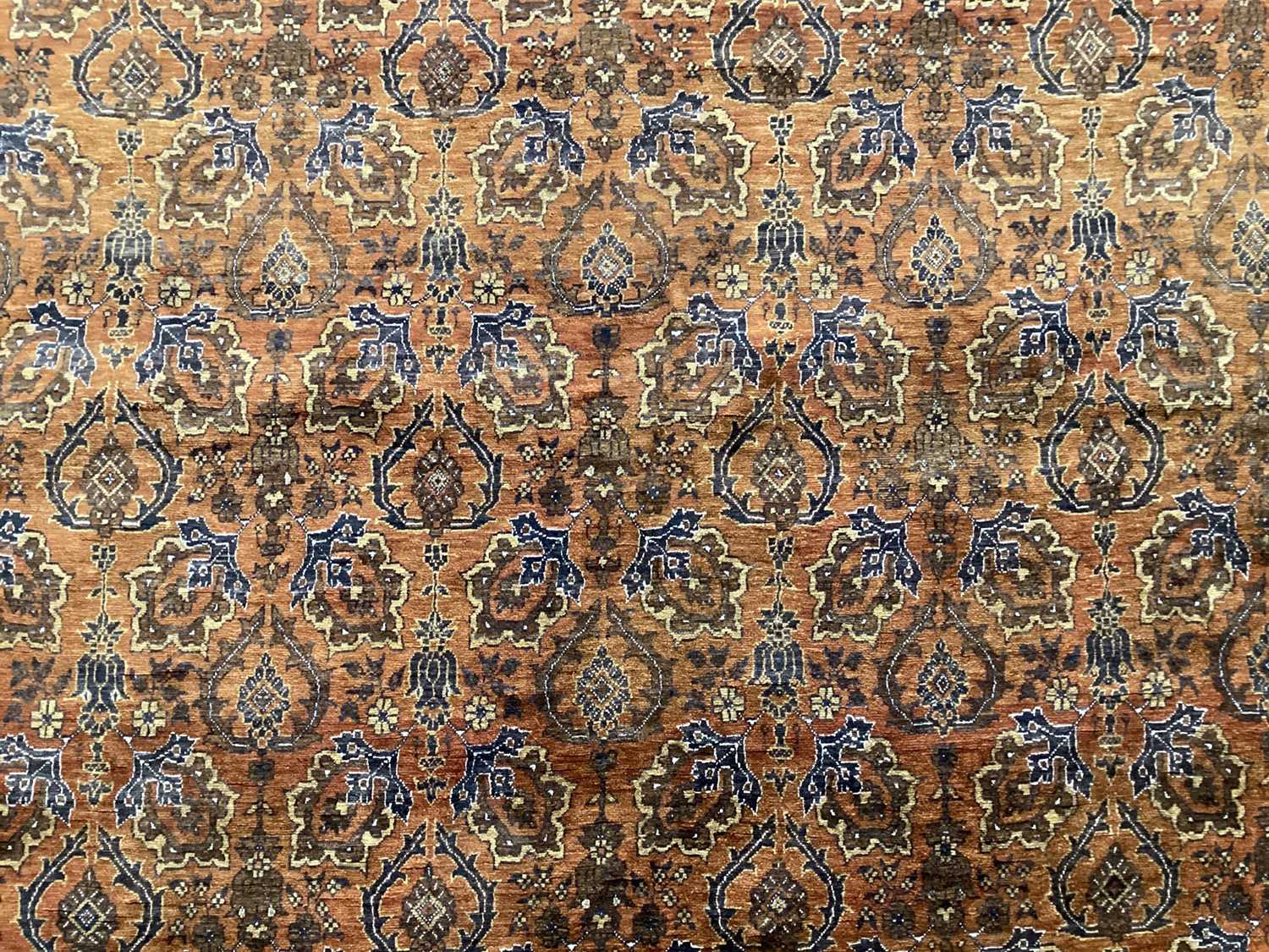 Lot 1518 - Good quality Turkoman Beshir silk pile carpet