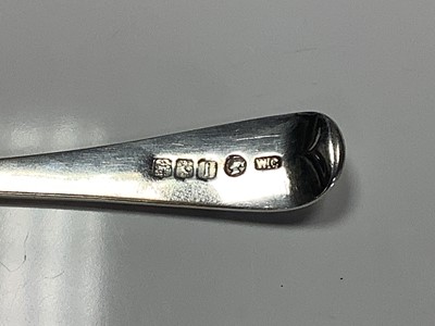 Lot 113 - Six Victorian Scottish silver Old English pattern teaspoons with engraved decoration (Glasgow 1879) in an associated fitted case, together a Victorian silver sifter spoon (London 1895), all at 4.5ozs