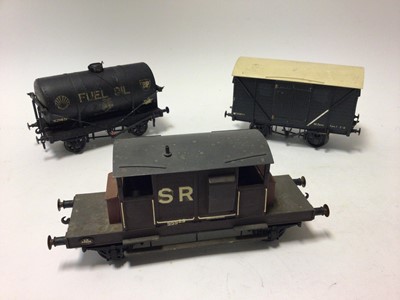 Lot 117 - Railway selection of scratchbuilt Gauge 1 rolling stock including tenmille kits plus some unpainted containers (qty)
