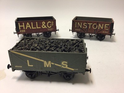 Lot 117 - Railway selection of scratchbuilt Gauge 1 rolling stock including tenmille kits plus some unpainted containers (qty)