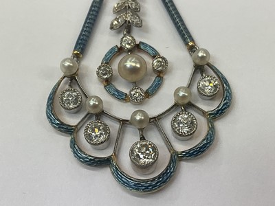 Lot 404 - A fine Edwardian Belle Époque diamond pearl and enamel pendant necklace