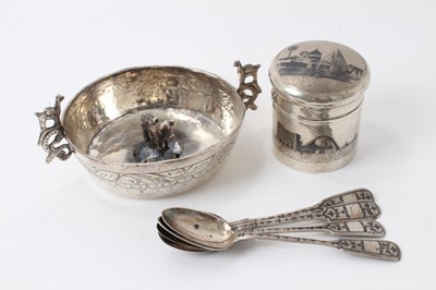 Lot 312 - Four Imperial Russian silver and niello spoons, a matching pot and cover and a white metal dish.