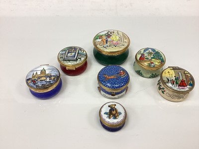 Lot 1239 - Thirteen enamel and porcelain trinket boxes including Halcyon Days, Del Prado and Aynsley