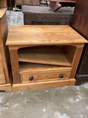 Lot 1035 - Contemporary pine low side cupboard with single shelf above drawer