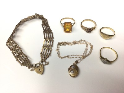 Lot 166 - 18ct gold diamond set ring, 9ct gold heart shaped ring, two 9ct gold gem set dress rings, 9ct gold gate bracelet and 9ct gold locket