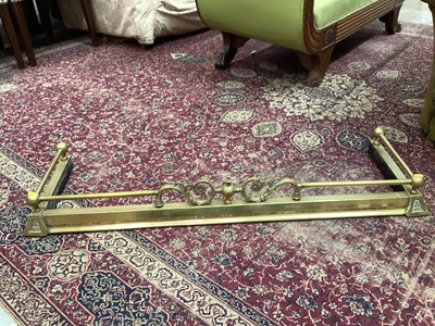 Lot 1031 - Early 20th century brass fender