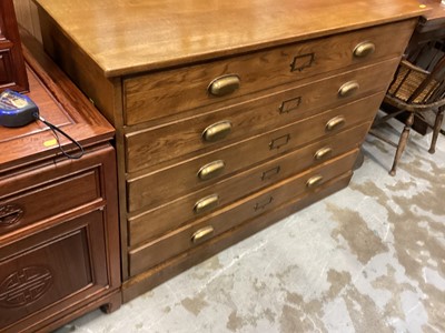 Lot 1057 - Laura Ashley Oak plan chest of 5 drawers