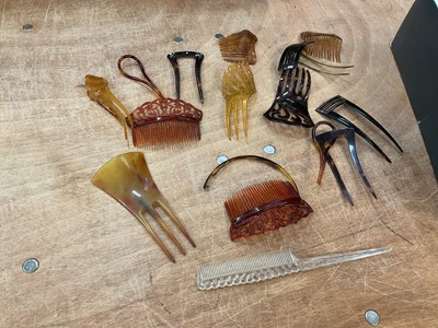 Lot 388 - Collection of Vintage tortoishell and faux tortoishell hair combs