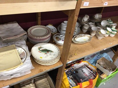 Lot 703 - Teawares and other ceramics