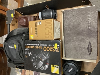 Lot 735 - Collection of cameras and equipment to include Nikon D3200 18-55 VRII camera, Nikon Nikkor lens, Tamron lens etc