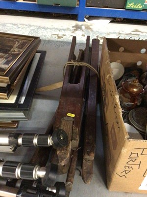 Lot 36 - Collection of various tripods