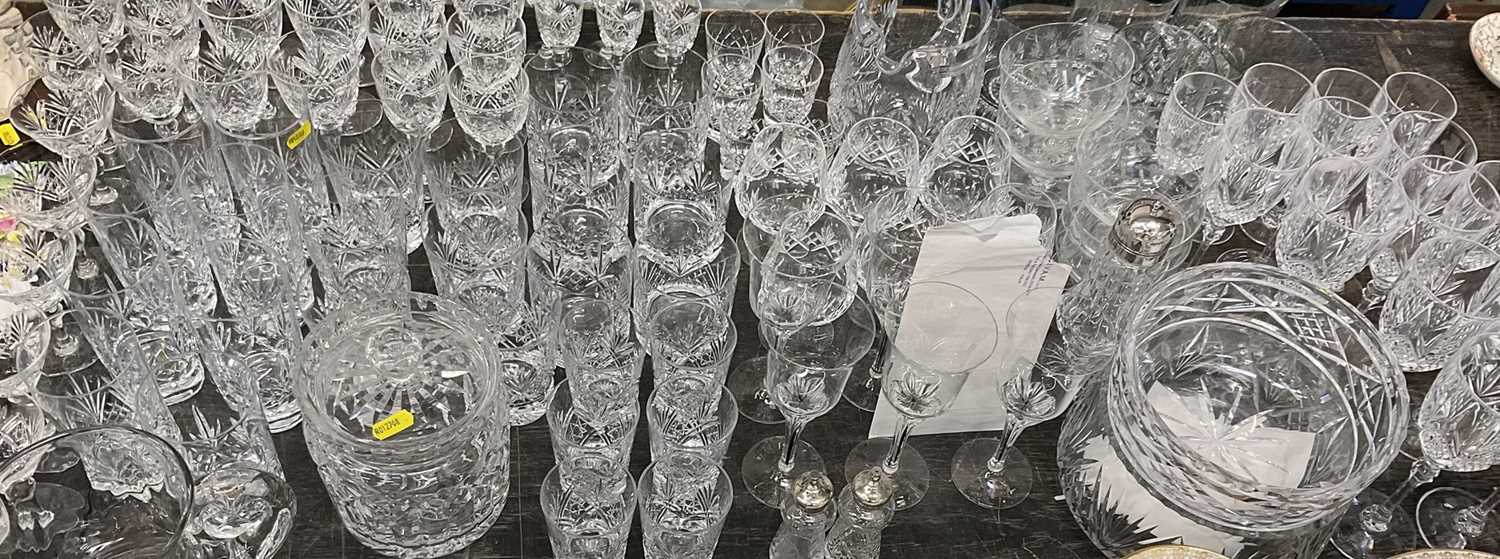 Lot 163 - Cut glass table service , 6 Murano wine glasses and sundry glassware
