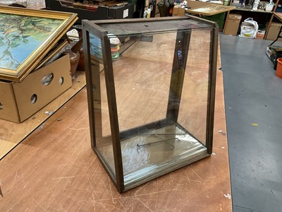Lot 377 - Small glazed table top display cabinet