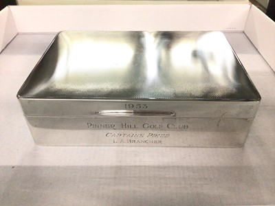 Lot 803 - Silver cigar box with engraved inspection for Pinner Hall Gold Club (Birmingham 1950)