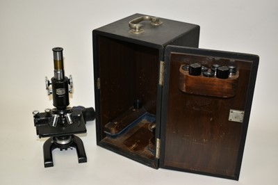 Lot 2462 - Scientific microscope