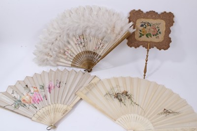 Lot 731 - Regency hand painted face screen with embossed border and gilt handle and three fans (4)
