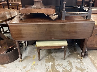 Lot 1081 - 19th century mahogany pembroke table